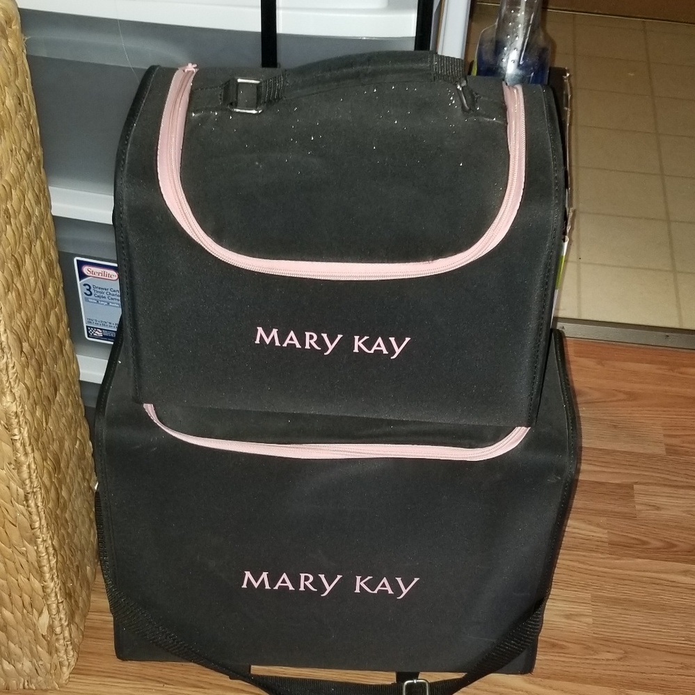 Mary kay suit case